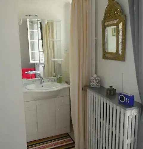 Pansiyon Le Bleu Parentale Cuisine Partagee