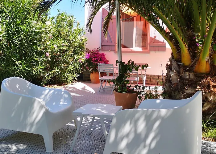 Pansiyon Le Bleu Parentale Cuisine Partagee